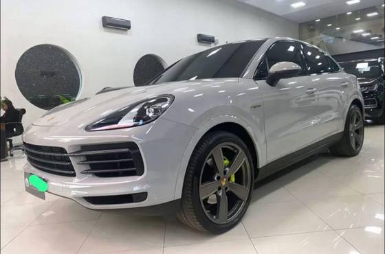 PORSCHE CAYENNE 3.0 V6 E-HYBRID COUPÉ PLATINUM EDITION AWD TIPTRONIC S